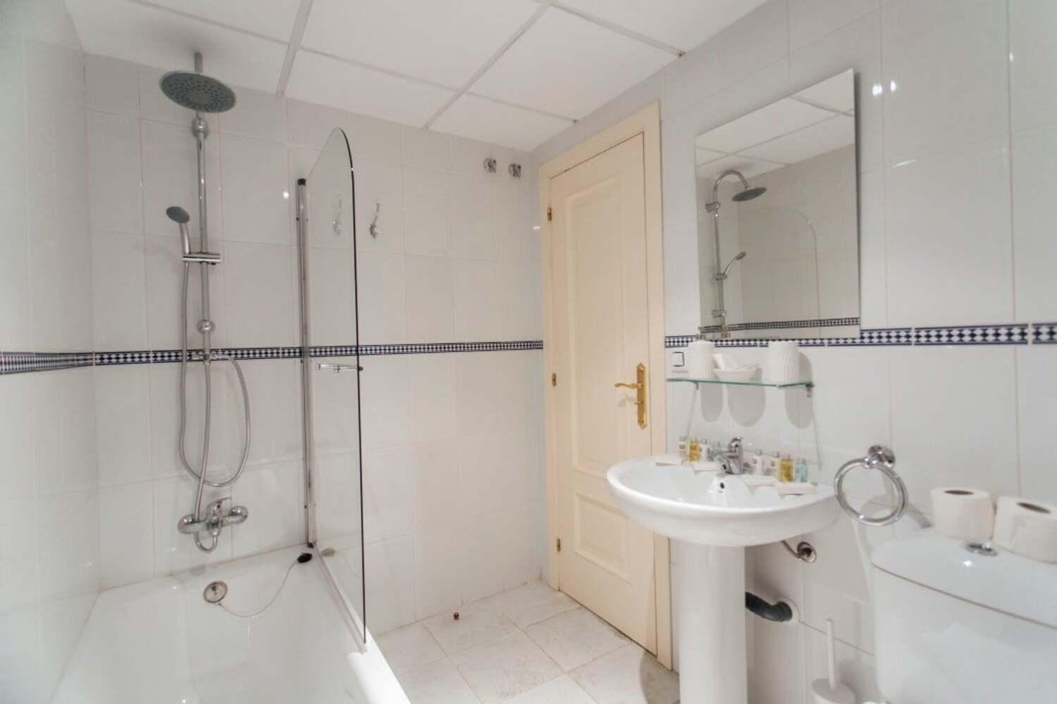 Wide And Bright- 3Bd 2Bth- Arenal Appartement Sevilla Buitenkant foto