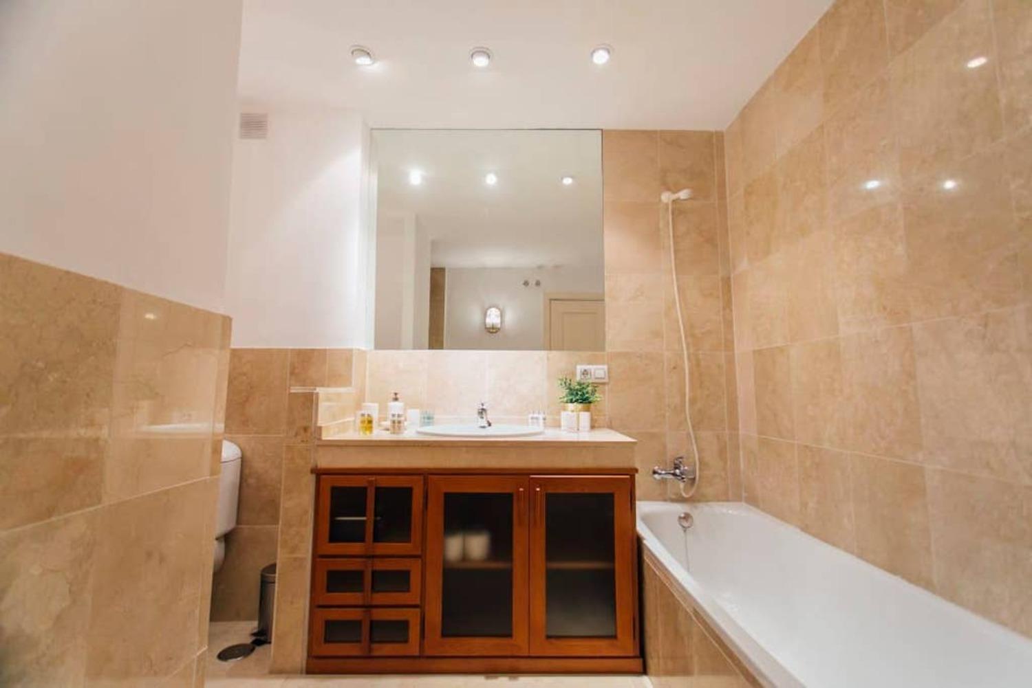 Wide And Bright- 3Bd 2Bth- Arenal Appartement Sevilla Buitenkant foto